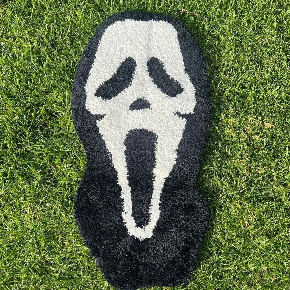 Scream rug